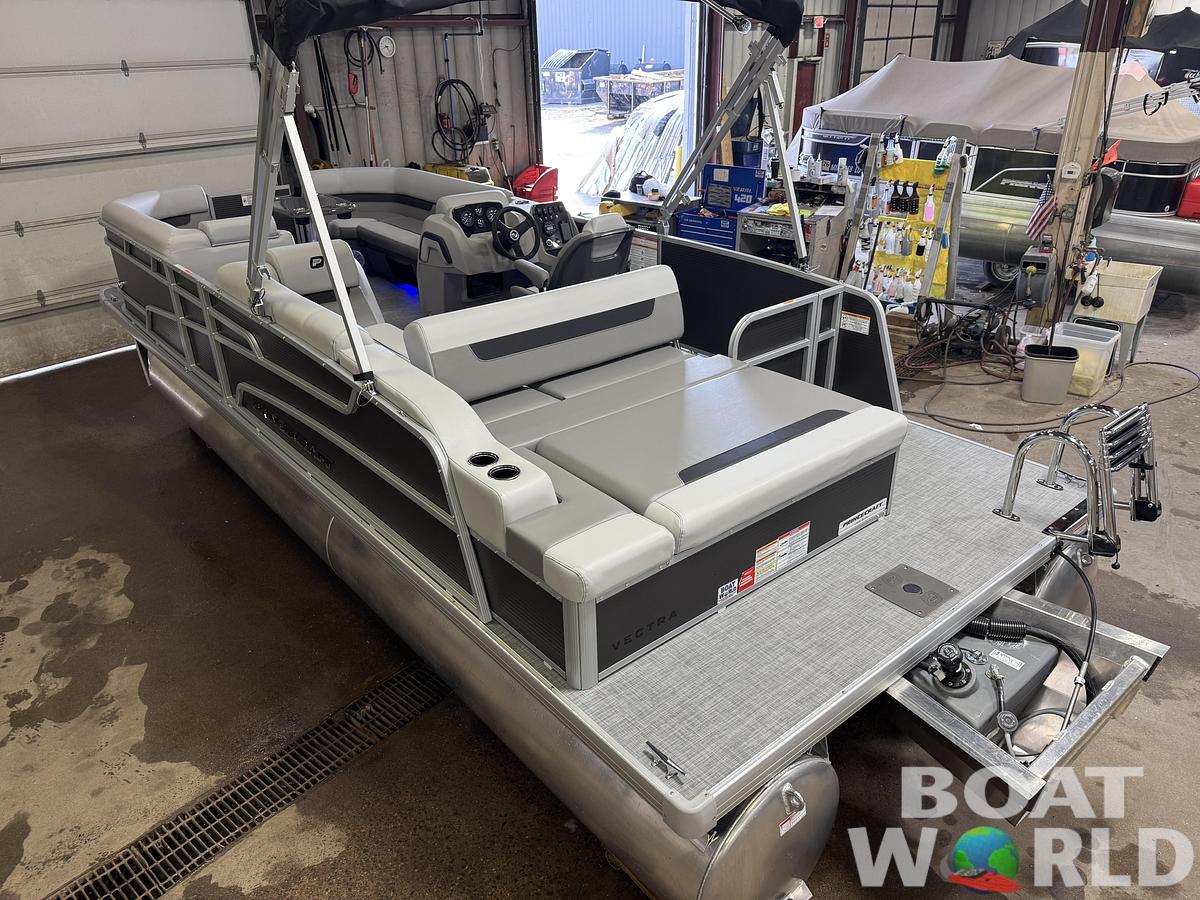 2026 Princecraft Vectra 23 RL Swingback Lounge Pontoon