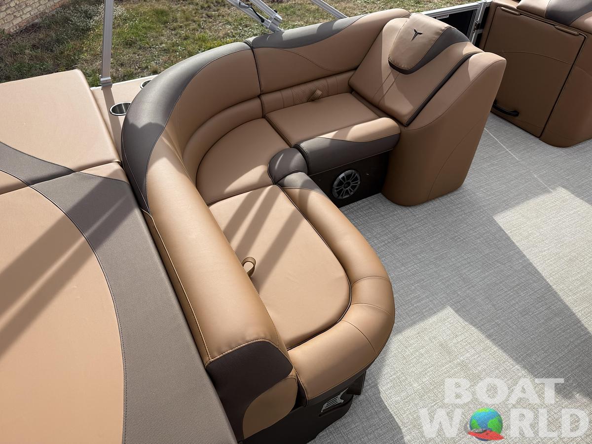2026 Tahoe LTZ 2185 Cruise Pontoon