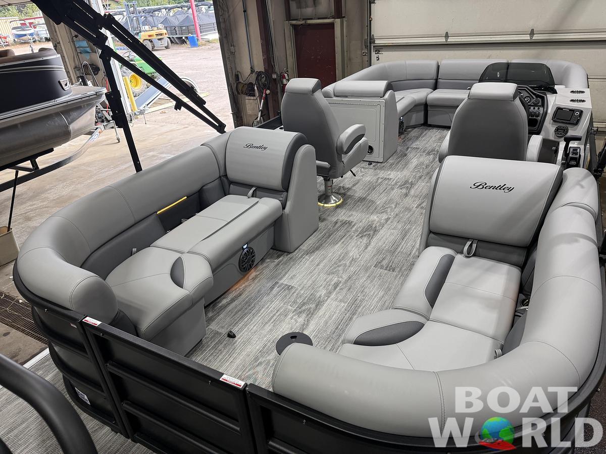 2027 Bentley Legacy 220 Navigator Quad Lounge Pontoon $42995
