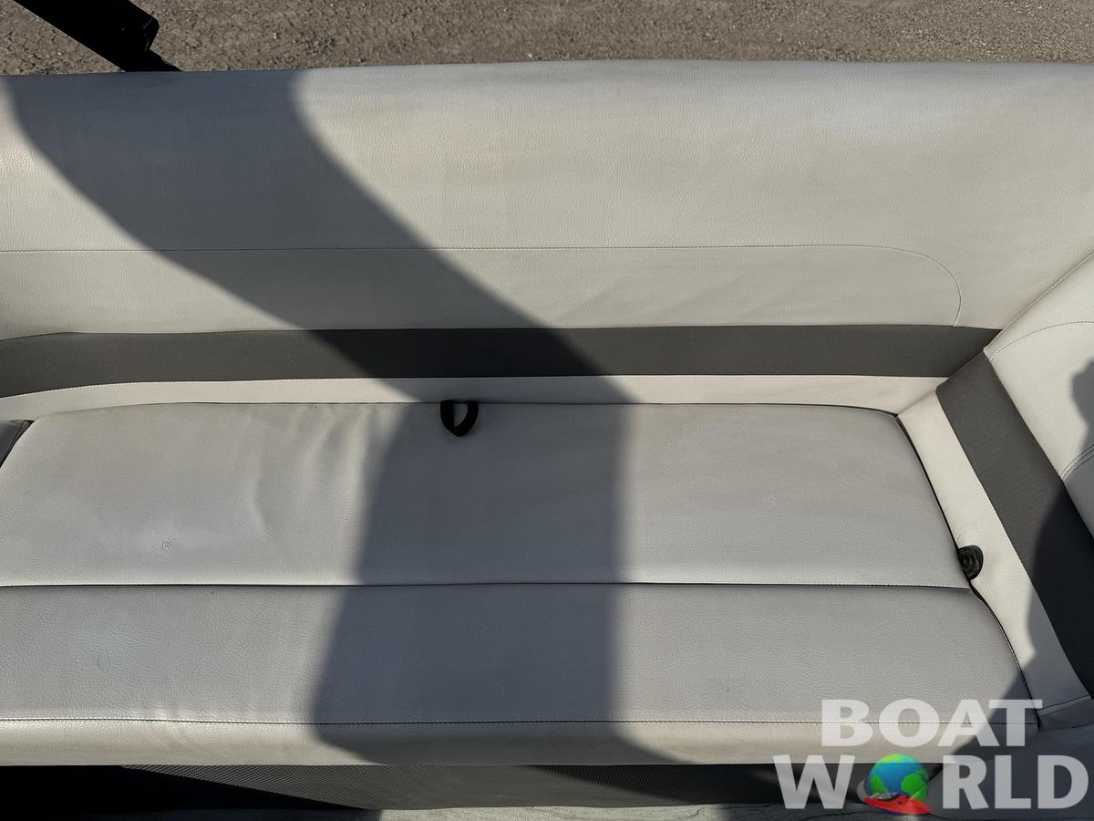 Used 2017 Crest  200 Pontoon with 115HP Yamaha Fourstroke EFI