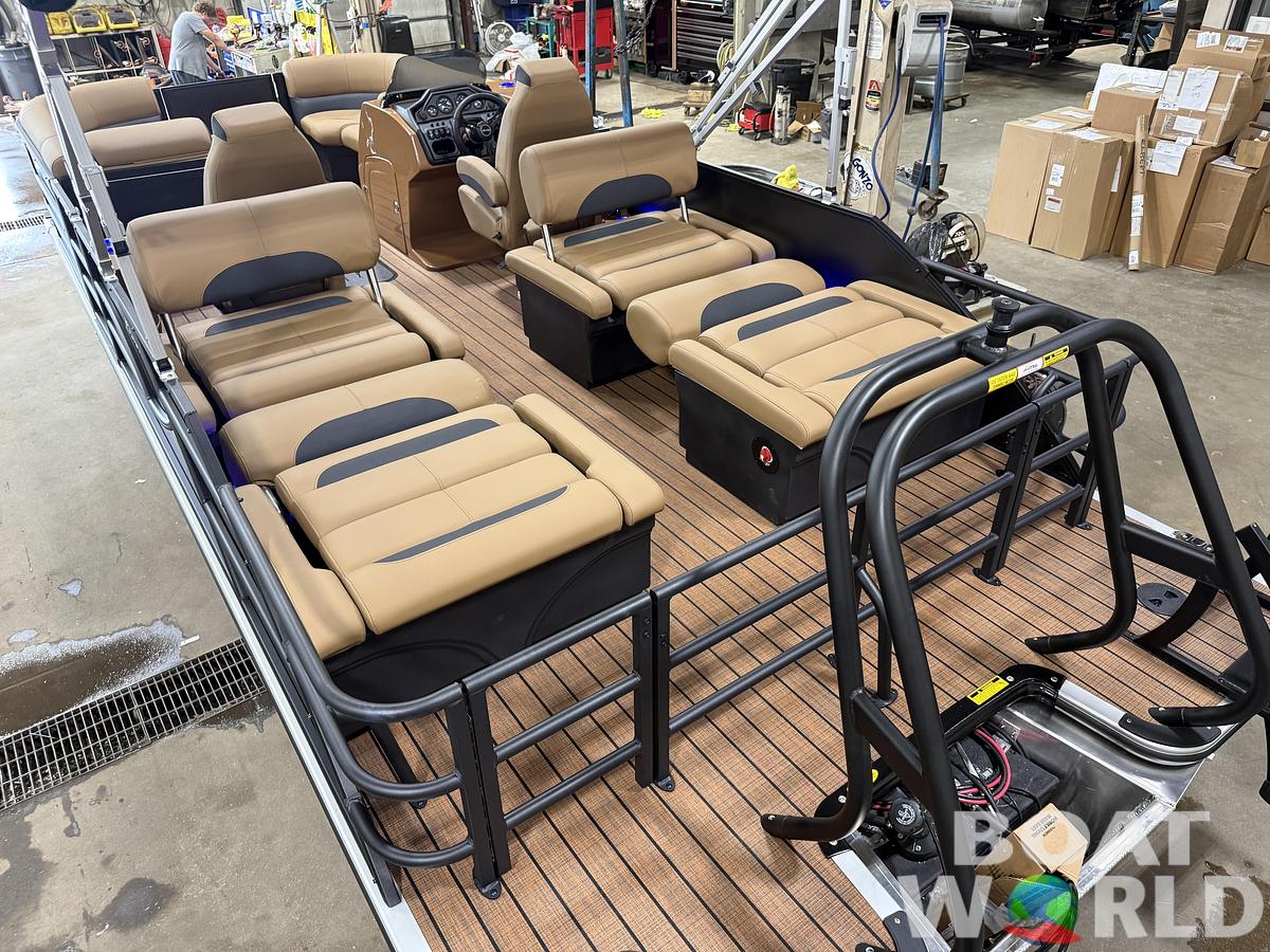 2027 Bentley Legacy 223 QSB Swingback Tritoon $54995