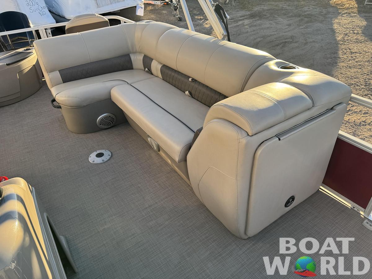 Used 2020 Sun Tracker Fishin Barge 20 DLX Pontoon