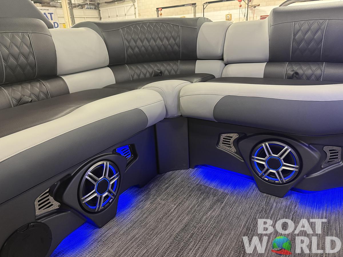 2026 Tahoe Pontoons Grand Tahoe 2585 Elite Windshield Tritoon & Mercury 400HP V10