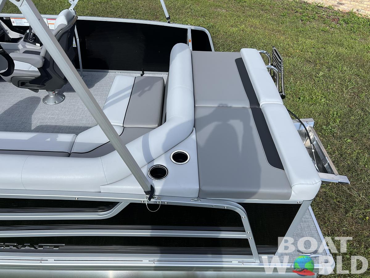 2026 Princecraft Vectra 21 Cruise Lounge Pontoon & Mercury 4-Stroke EFI