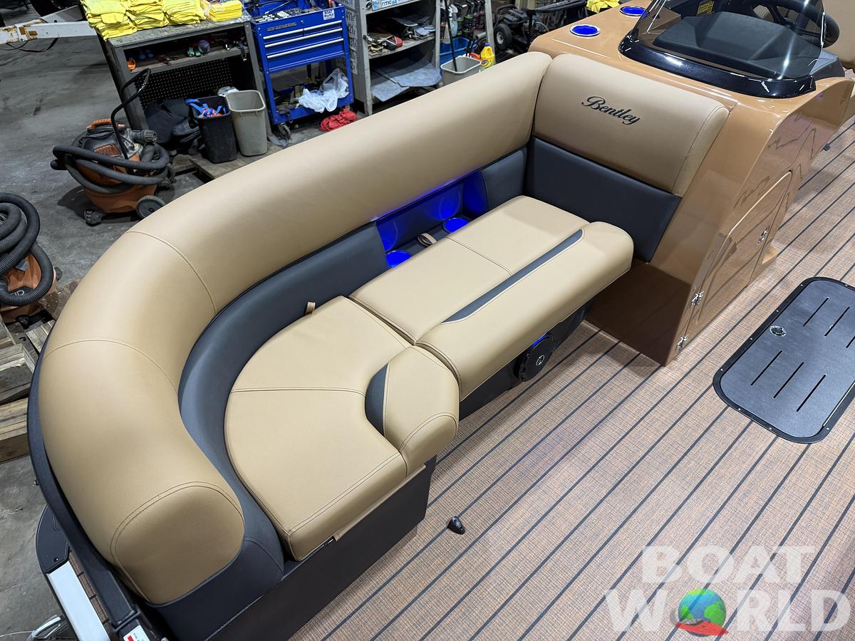 2027 Bentley Legacy 223 Swingback Tritoon $53995