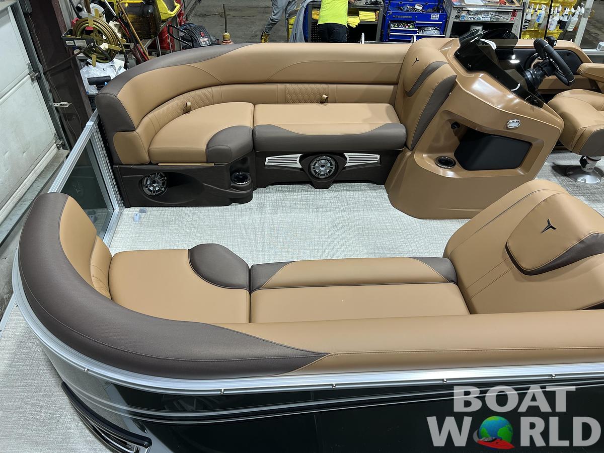 2026 Tahoe Pontoons LTZ 2385 Elite Cruise Tritoon 