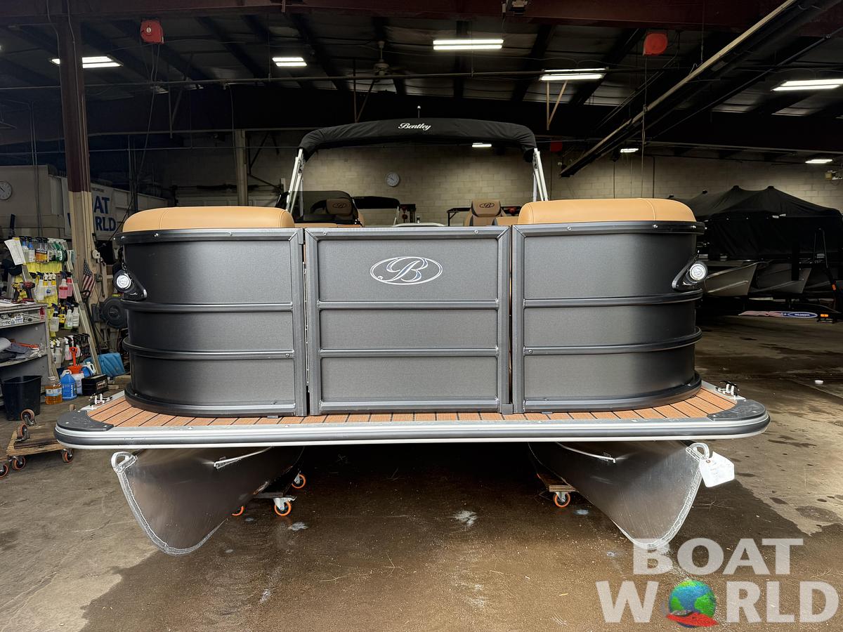 2026 Bentley Legacy 200 Swingback Pontoon $40995