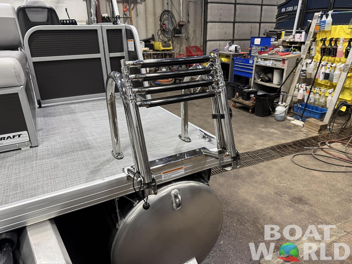 2026 Princecraft Vectra 23 RL Lounge Swingback Tritoon 