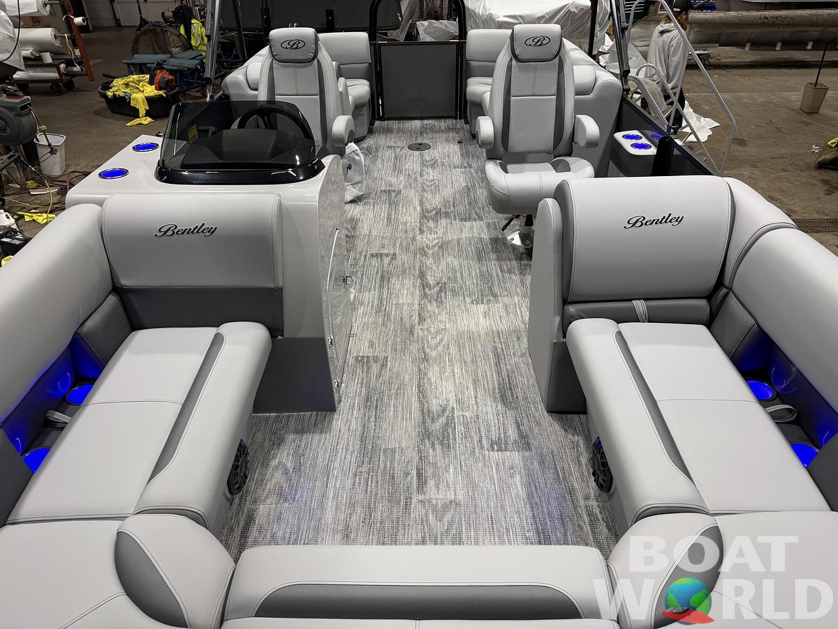 2027 Bentley Legacy 220 Navigator Quad Lounge Pontoon $41995