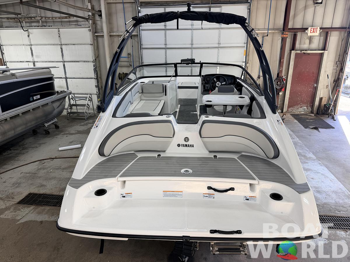 Used 2023 Yamaha AR 190