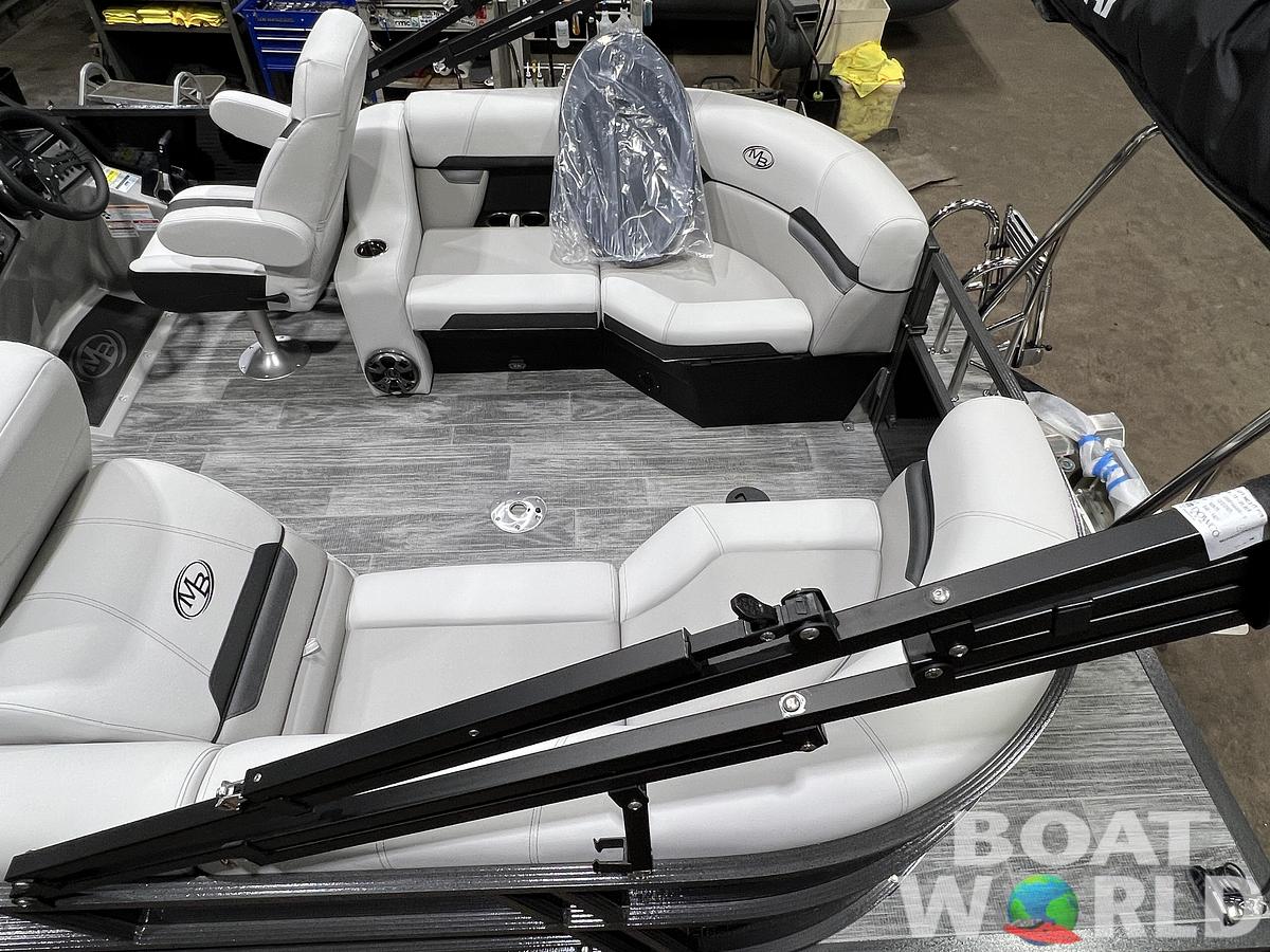 2026 Montego Bay 8522 BR DL Quad Lounger & Honda 4-Stroke $39995