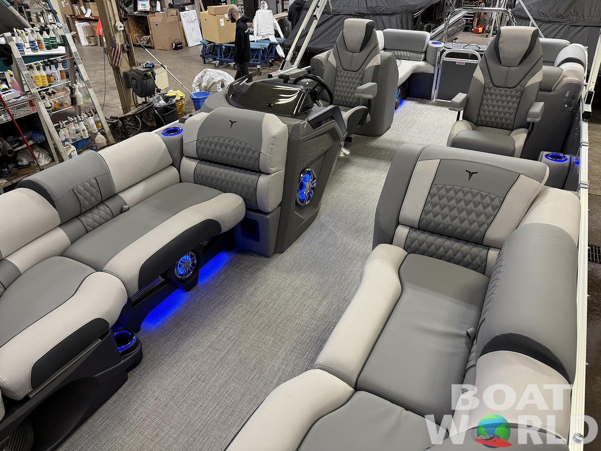 2025 Tahoe Pontoons Cascade 2385 Quad Lounge Tritoon & Honda 4-Stroke EFI