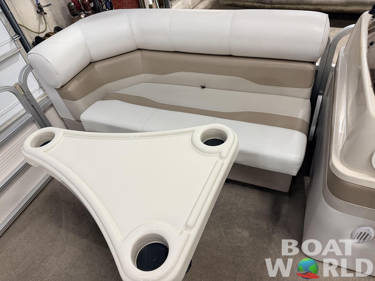 Used 2004 Northwood 2023 Reitta & 40HP Mercury 4Stroke -$