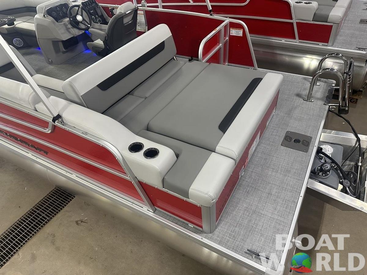 2025 Princecraft Vectra 21 RL Swingback Lounge Pontoon & Mercury 4-Stroke EFI