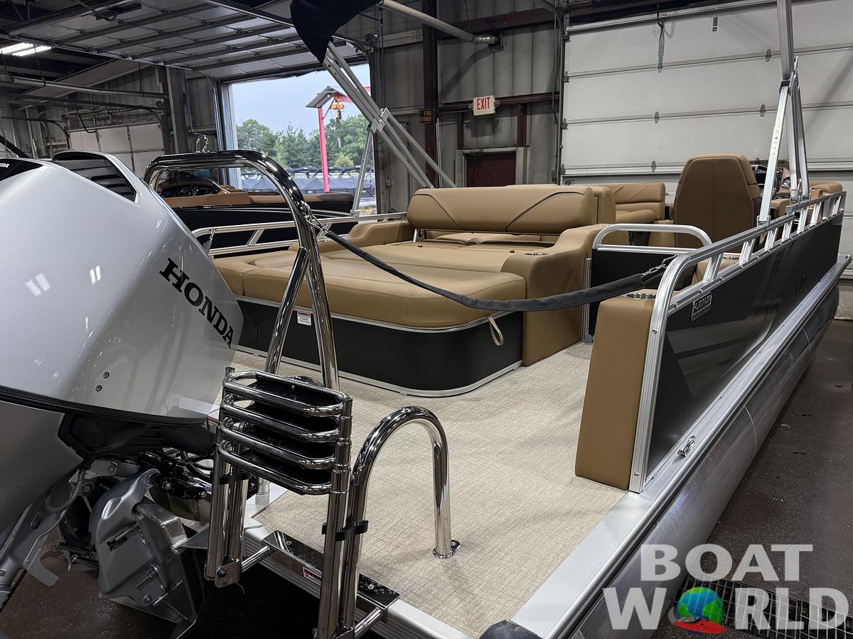 2027 Tahoe Sport VRB 2385 Swingback & 140HP $41995