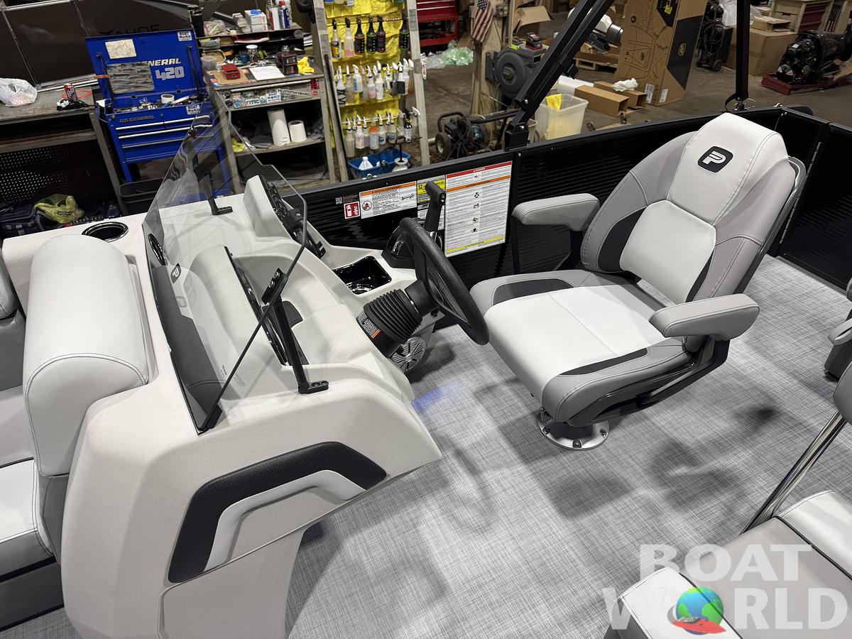 2026 Princecraft Vectra 23 RL Dinette Swingback Pontoon 