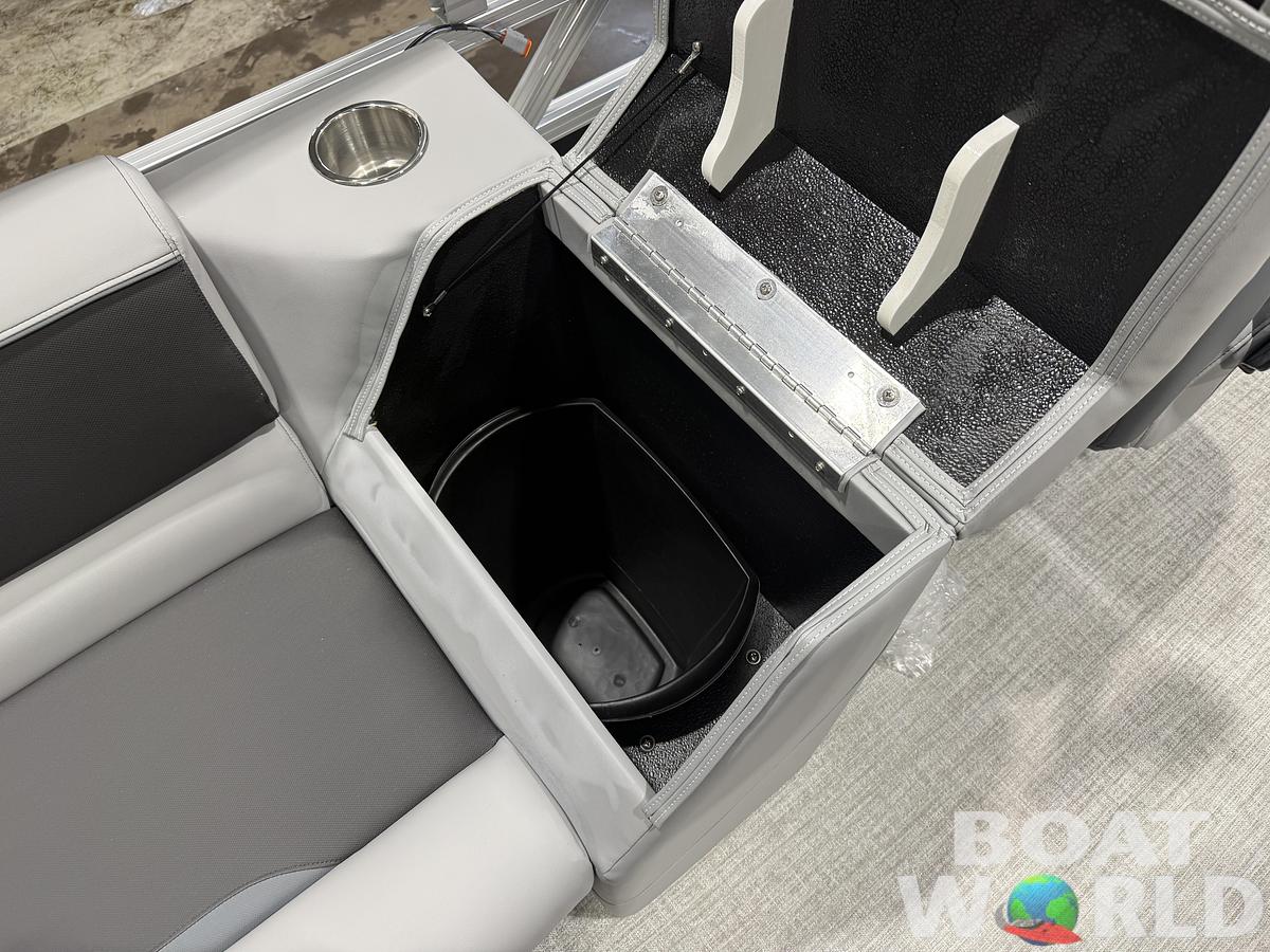 2026 Tahoe Pontoons Sport 2180 Quad Lounge