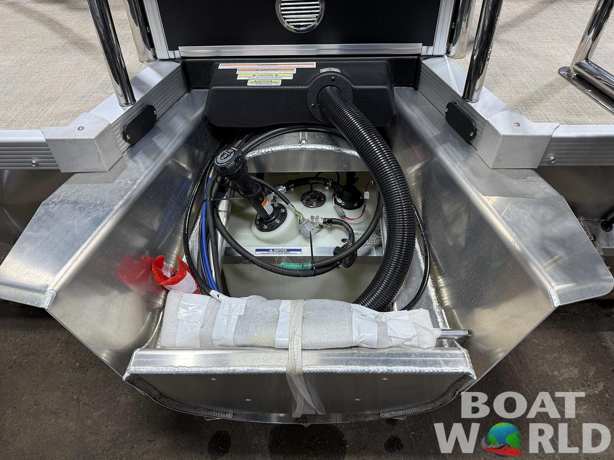 2027 Tahoe LTZ 2385 Quad Lounge Shift SS Tritoon & 4-Stroke Outboard $55995