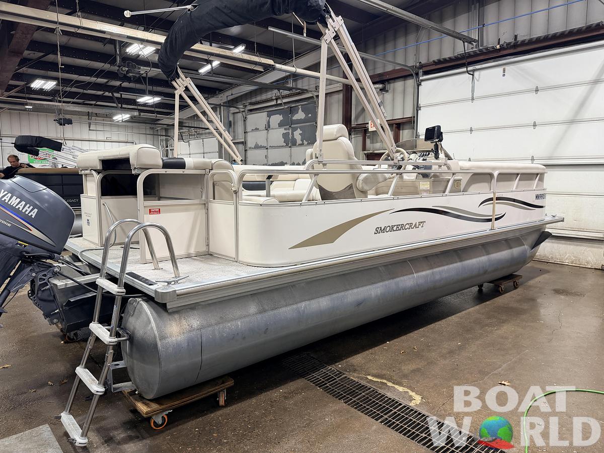 Used 2006 SmokerCraft 8522 Cruise Pontoon & 60HP Yamaha 4-Stroke - $14,995