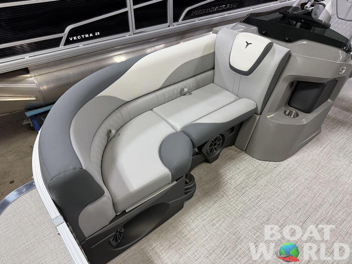 2025 Tahoe Pontoons LTZ 2385 Quad Lounge & Honda 4-Stroke EFI