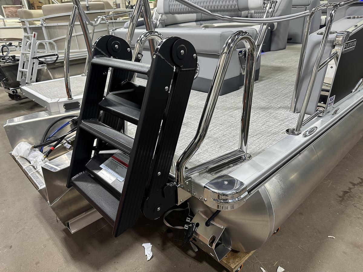 2025 Tahoe Pontoons Cascade 2385 Cruise Rear Bench Tritoon & Honda 225HP 4-Stroke EFI