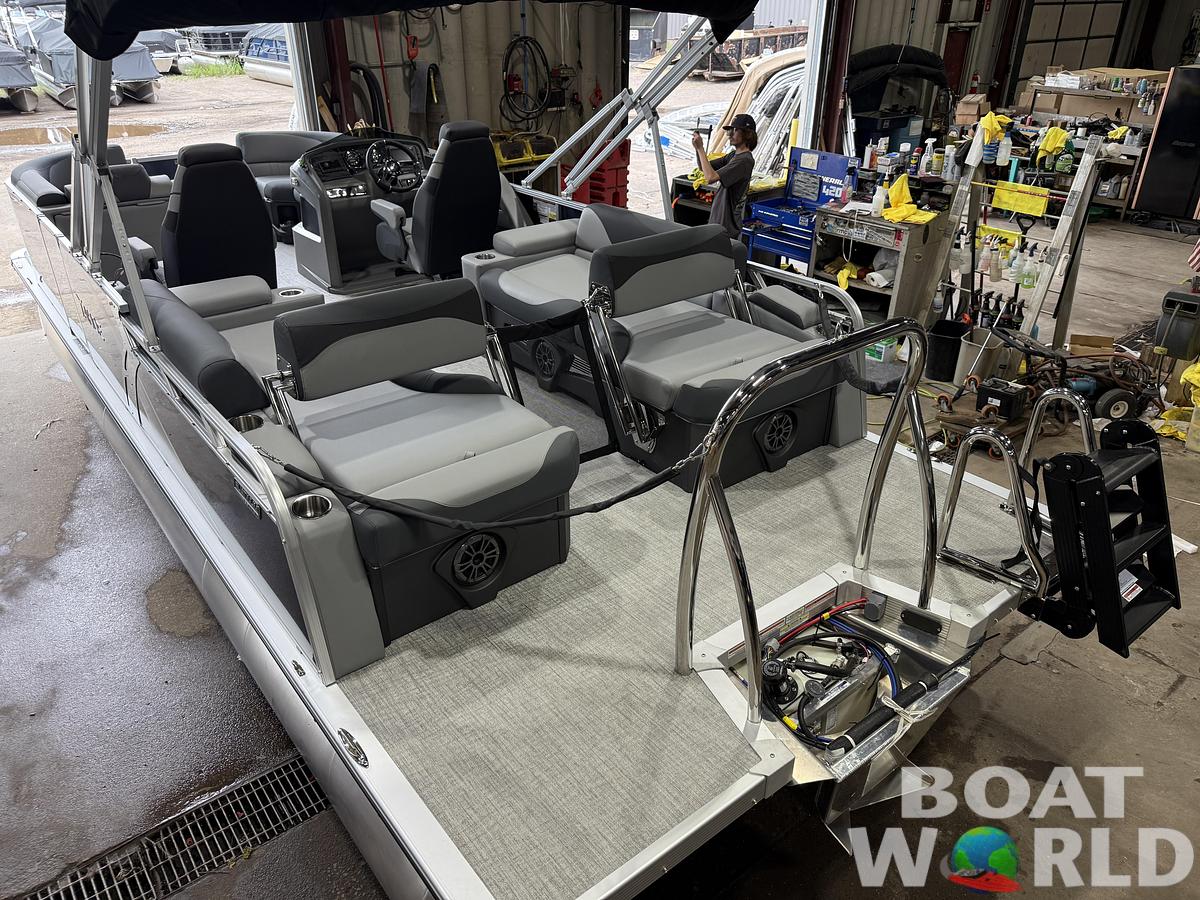 2026 Tahoe LTZ QLS 2385 Quad Lounge Shift $41995