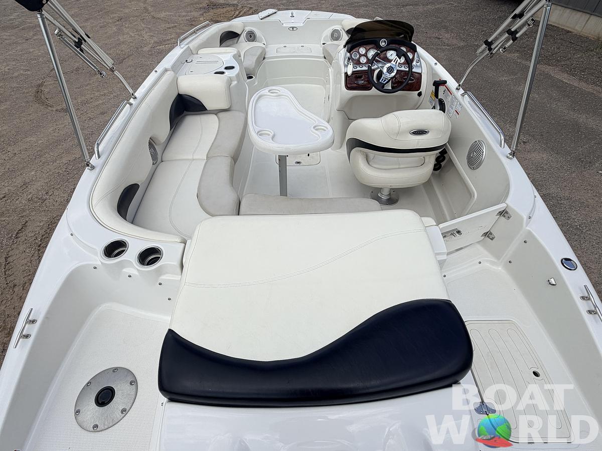 Used 2011 Tahoe 215 Xi Deck Boat & 220HP Mercruiser V8 -$17,995