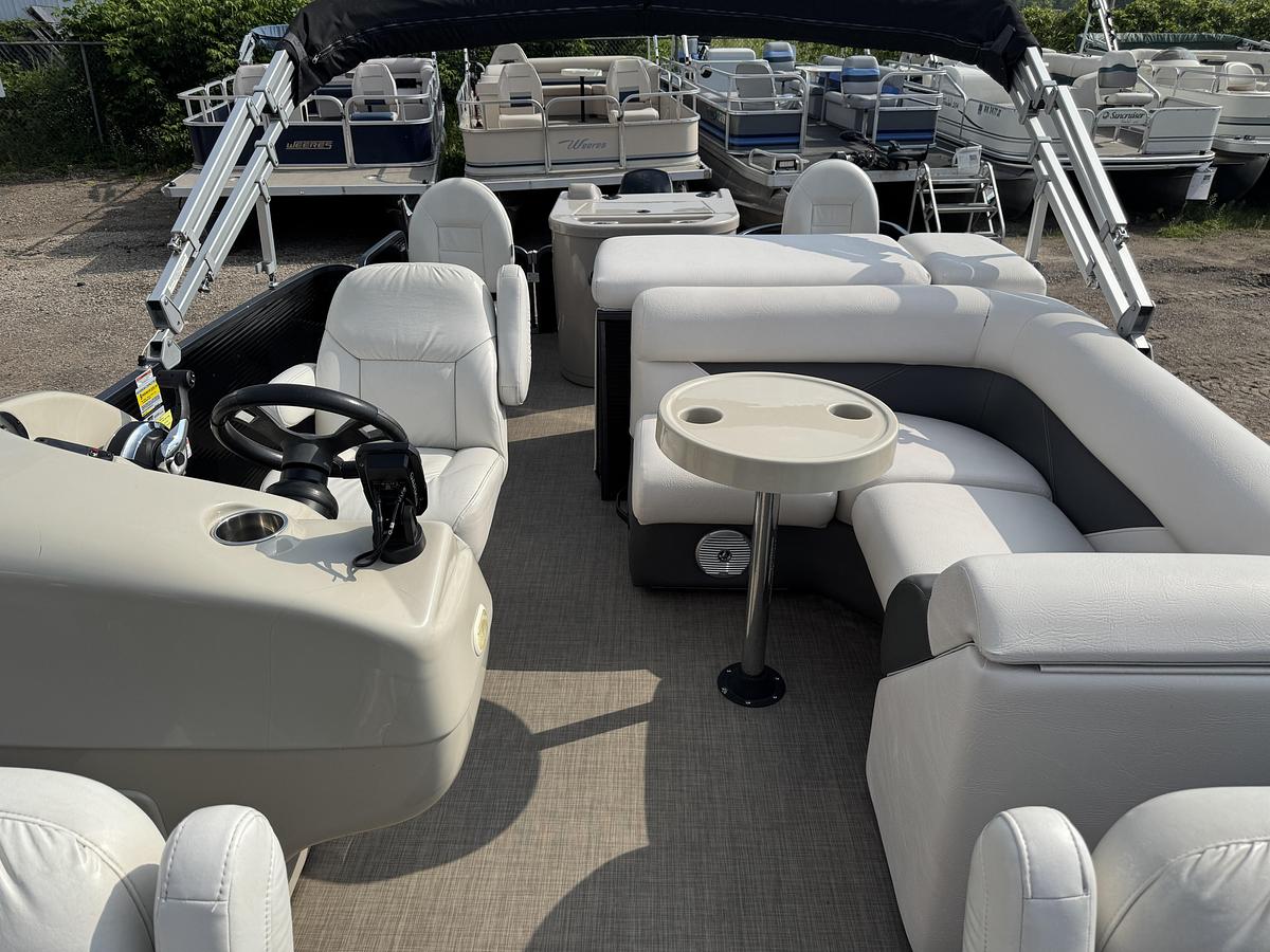 Used 2017 Palm Beach Cast Master 200 Pontoon WITH Sea Legs