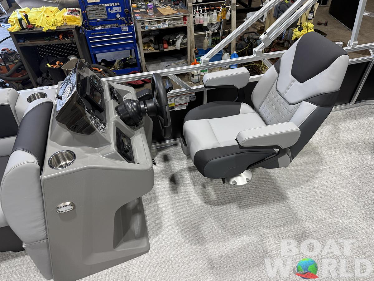 2027 Tahoe Sport 2180 Cruise & 4-Stroke $30995