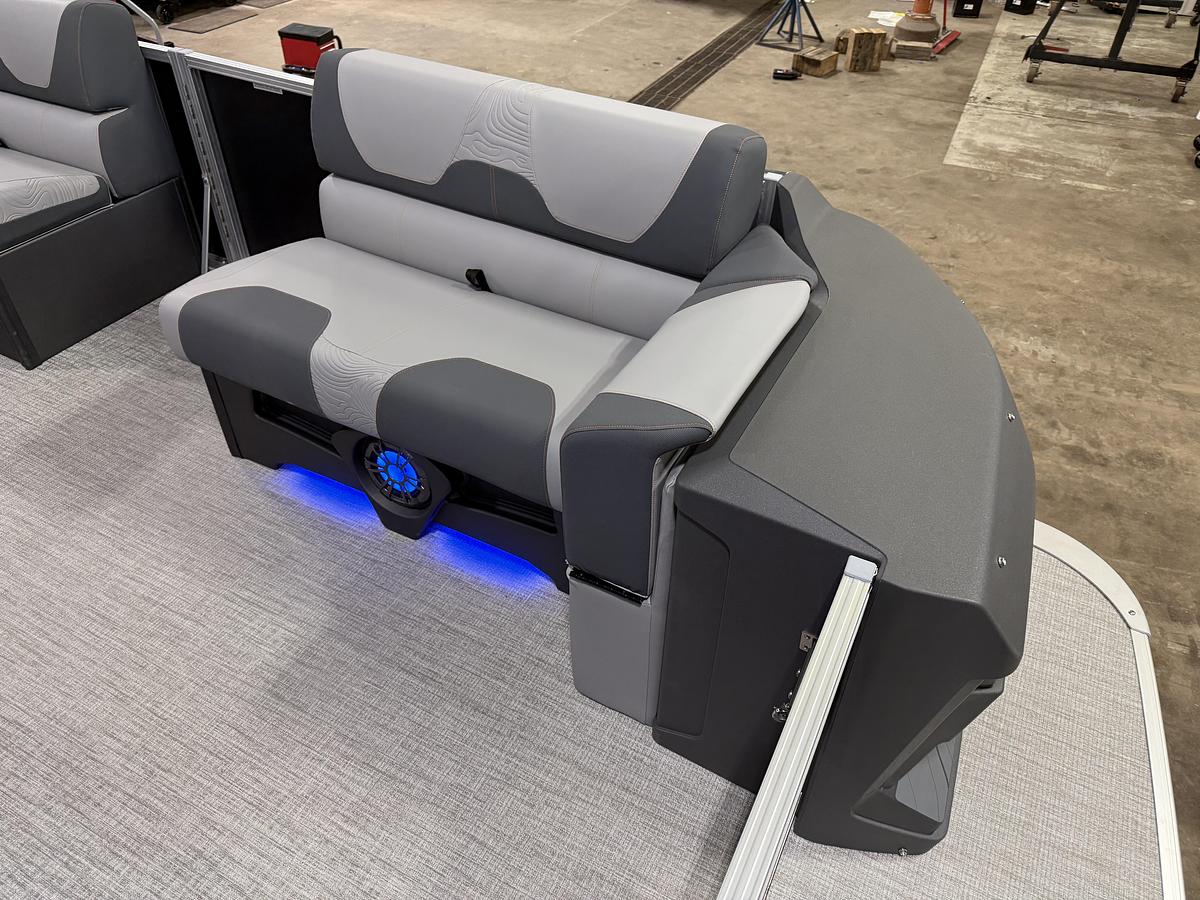 2025 Tahoe Pontoons GEOfish 2385 Rear Fish Tritoon & Honda 4-Stroke EFI