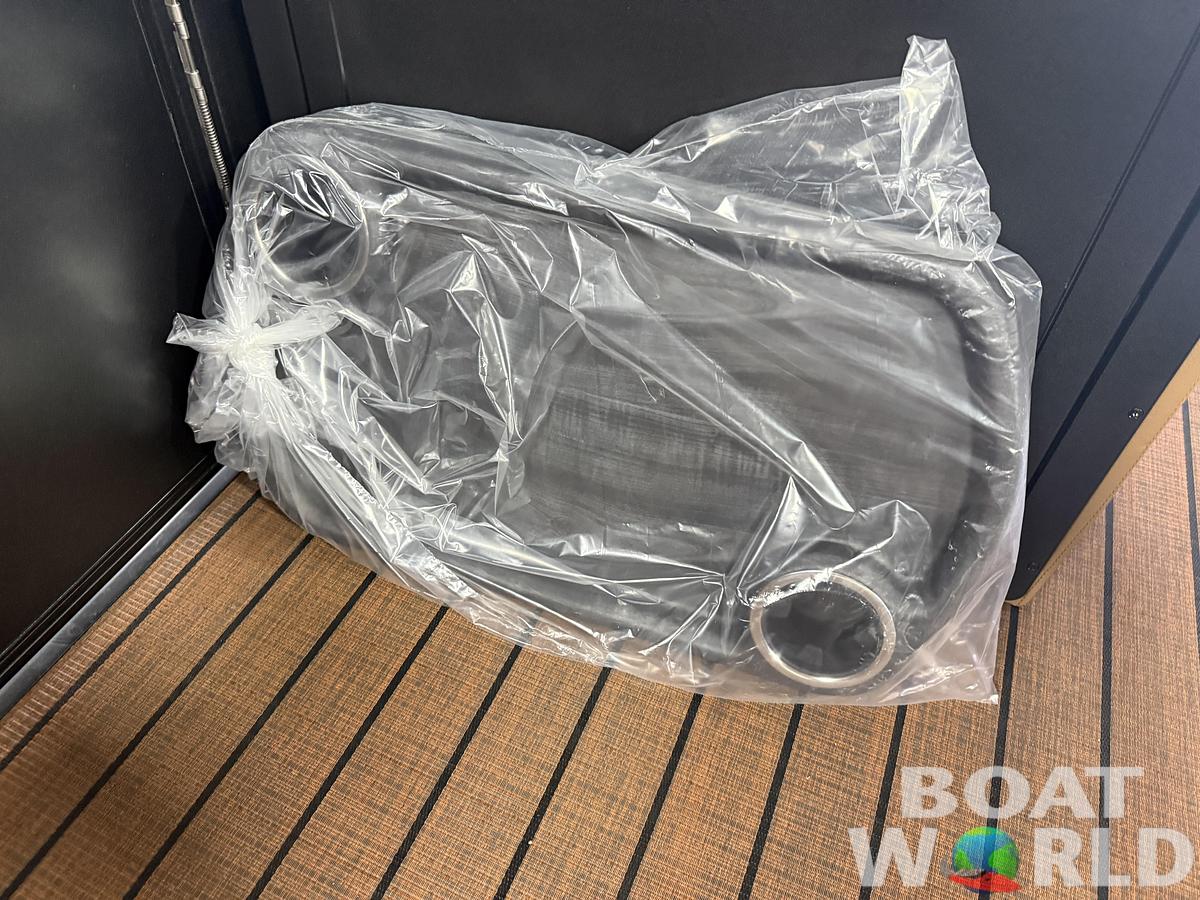 2027 Bentley 350HP Elite 253 Admiral Quad Lounge Tritoon $89995