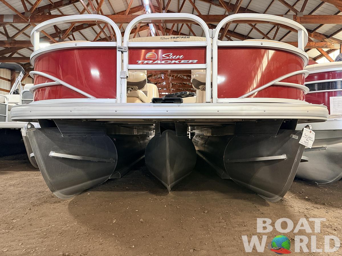Used 2019 Sun Tracker  Fishin Barge 22 DLX XP3 Tritoon & 150HP Mercury 4Stroke - $39,995