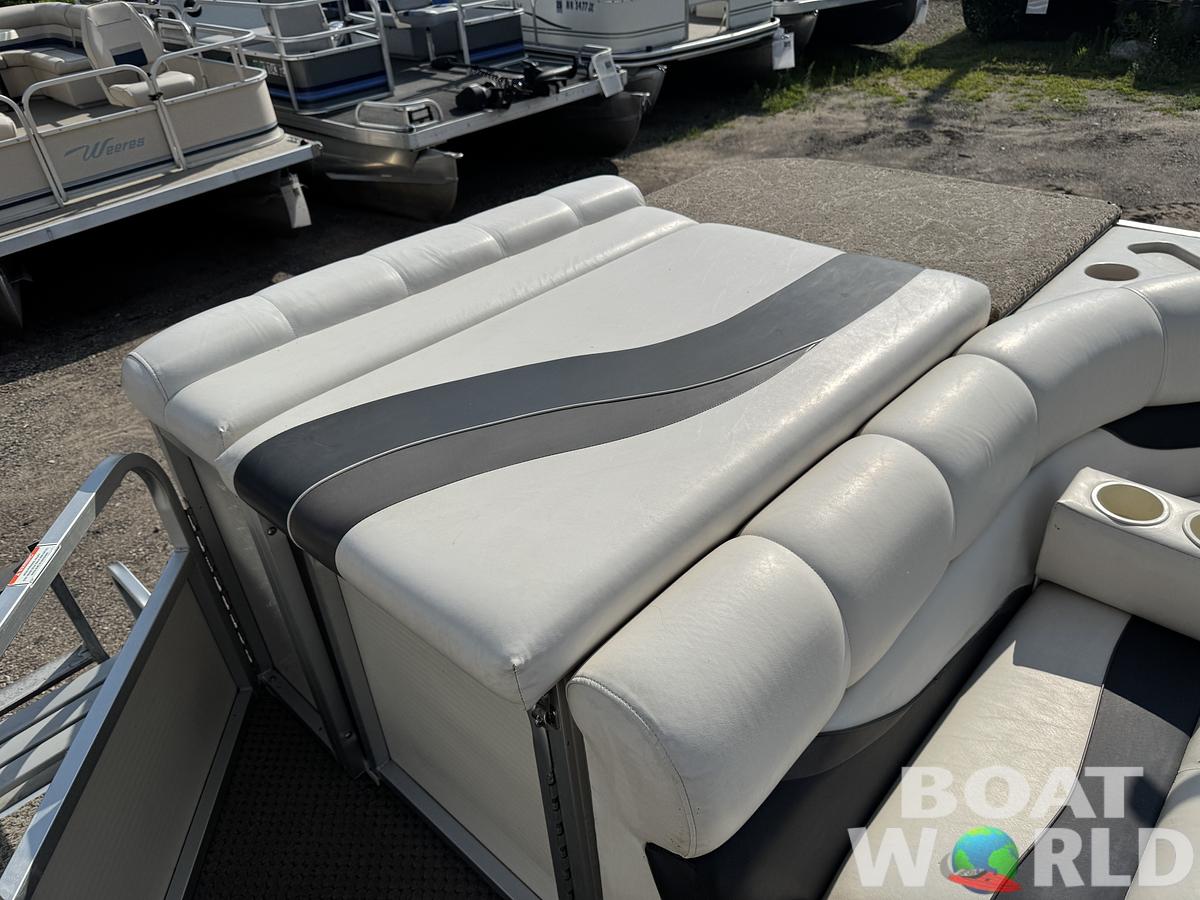 Used 2005 Misty Harbor Boats 2285 GM Pontoon
