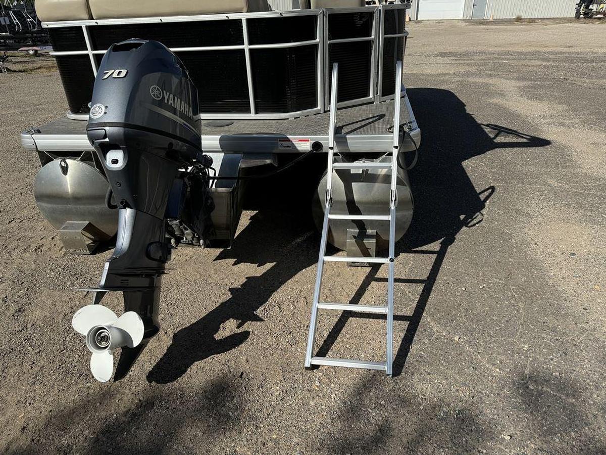 Used 2020 Sweetwater SW 2086 Cruise Pontoon with 70HP Yamaha 4-S EFI