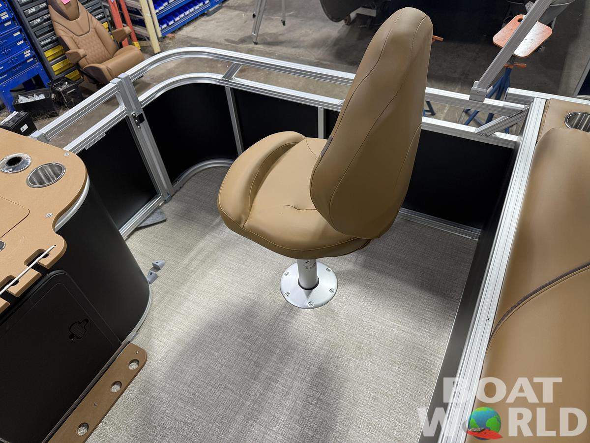 2026 Tahoe Pontoons Sport 2185 Rear Fish