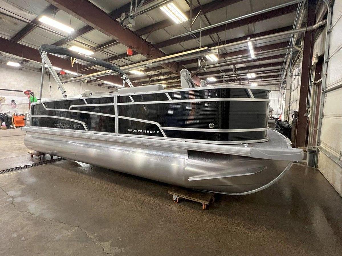 2025 Princecraft 21 Sportfisher 2-S Pontoon & Mercury 4-Stroke EFI