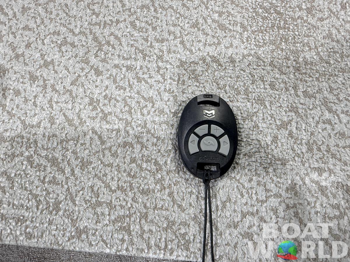 Used 2021 Crestliner 1650 Discovery Aluminum Fishing Boat - $13,995