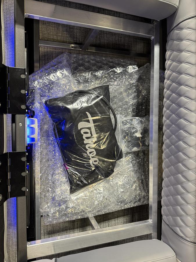 2025 Tahoe Pontoons Cascade 2385 Quad Lounge Shift Tritoon & 225HP 4-Stroke