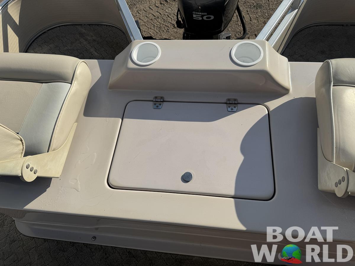 Used 2009 Weeres Family Fish Deluxe 220 Pontoon