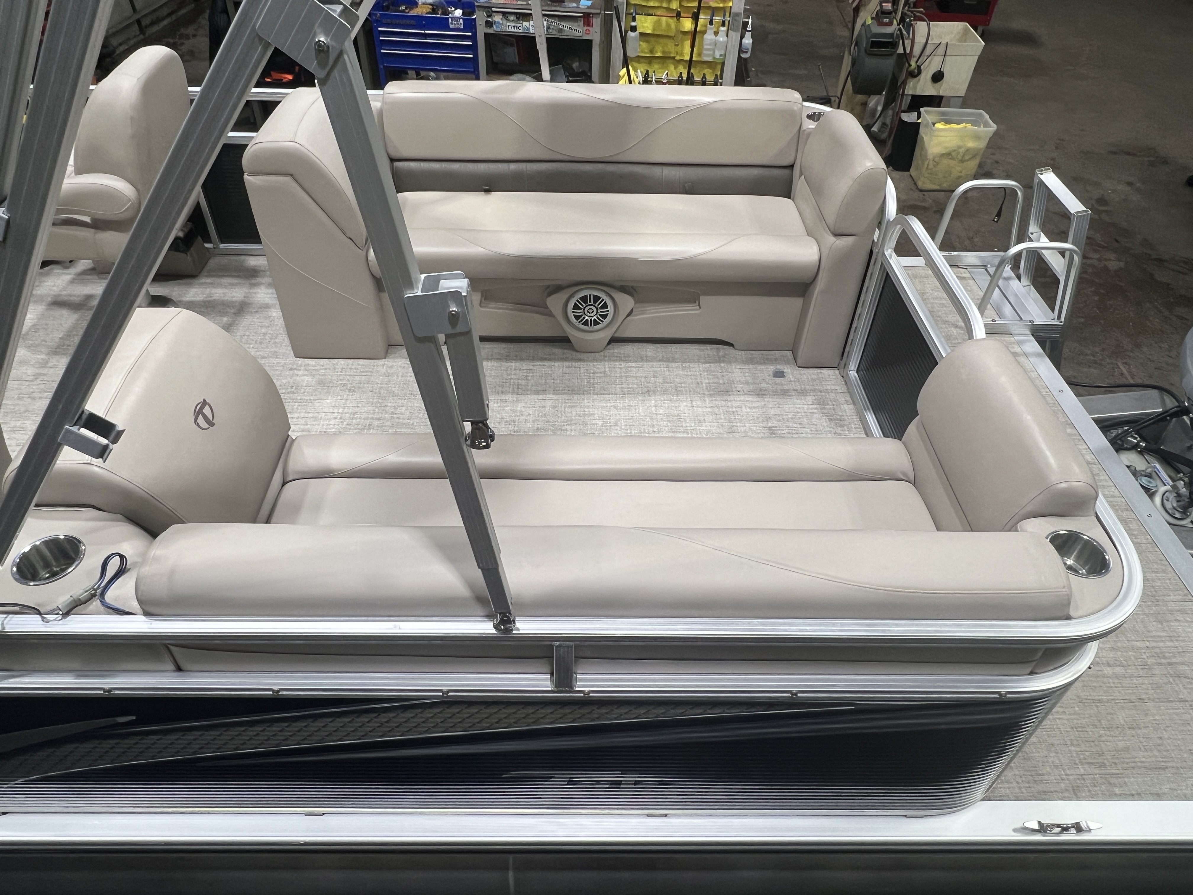 Used 2020 Tahoe Pontoons 2280 Quad Lounge