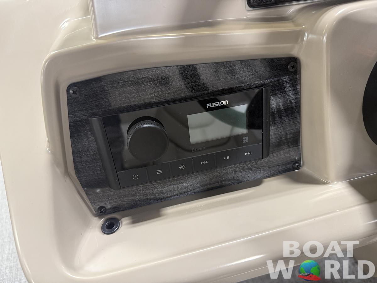 2026 Tahoe Pontoons Sport 2385 Swingback (VRB) & Honda 4-Stroke EFI