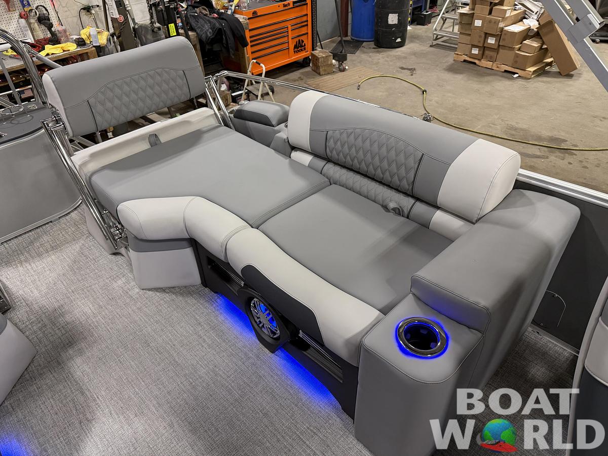 2025 Tahoe Pontoons Cascade 2385 Quad Lounge Shift SS Tritoon & Honda 4-Stroke EFI