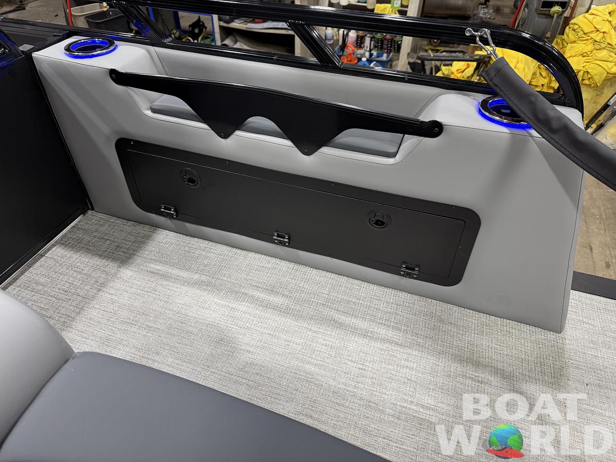2026 Tahoe LTZ 300HP VRB 2385 Swingback Tritoon $68,995