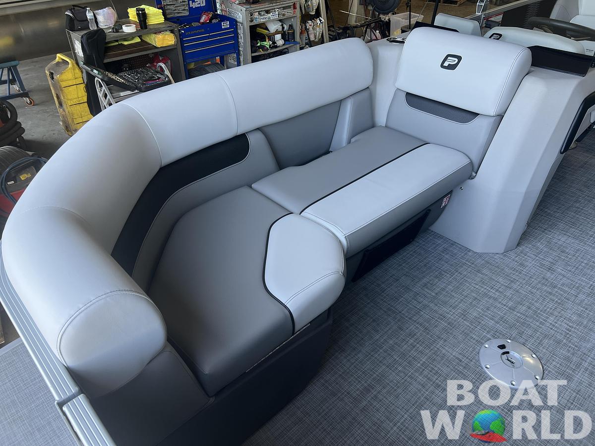 2026 Princecraft Vectra 19 Cruise Lounge Pontoon & Mercury 4-Stroke EFI