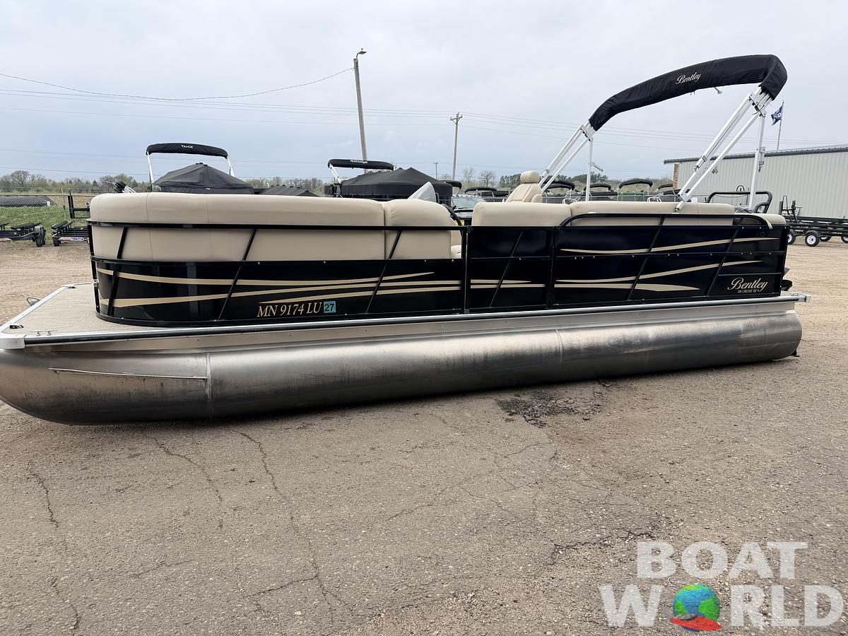 Used 2018 Bentley Encore 240 Cruise SE & 150HP Mercury 4Stroke -$29,995