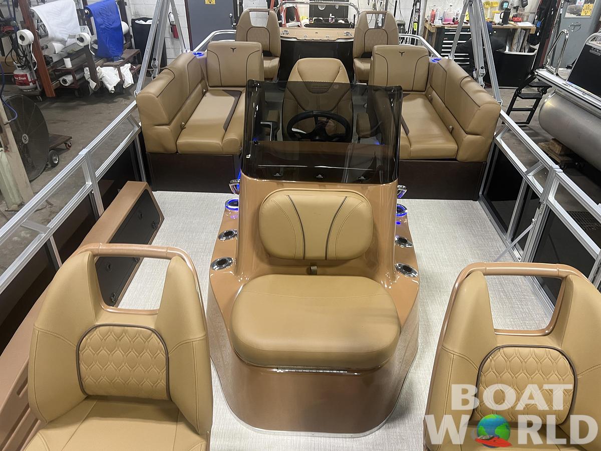 2026 Tahoe Pontoons Sport 2385 Center Console Fish Tritoon