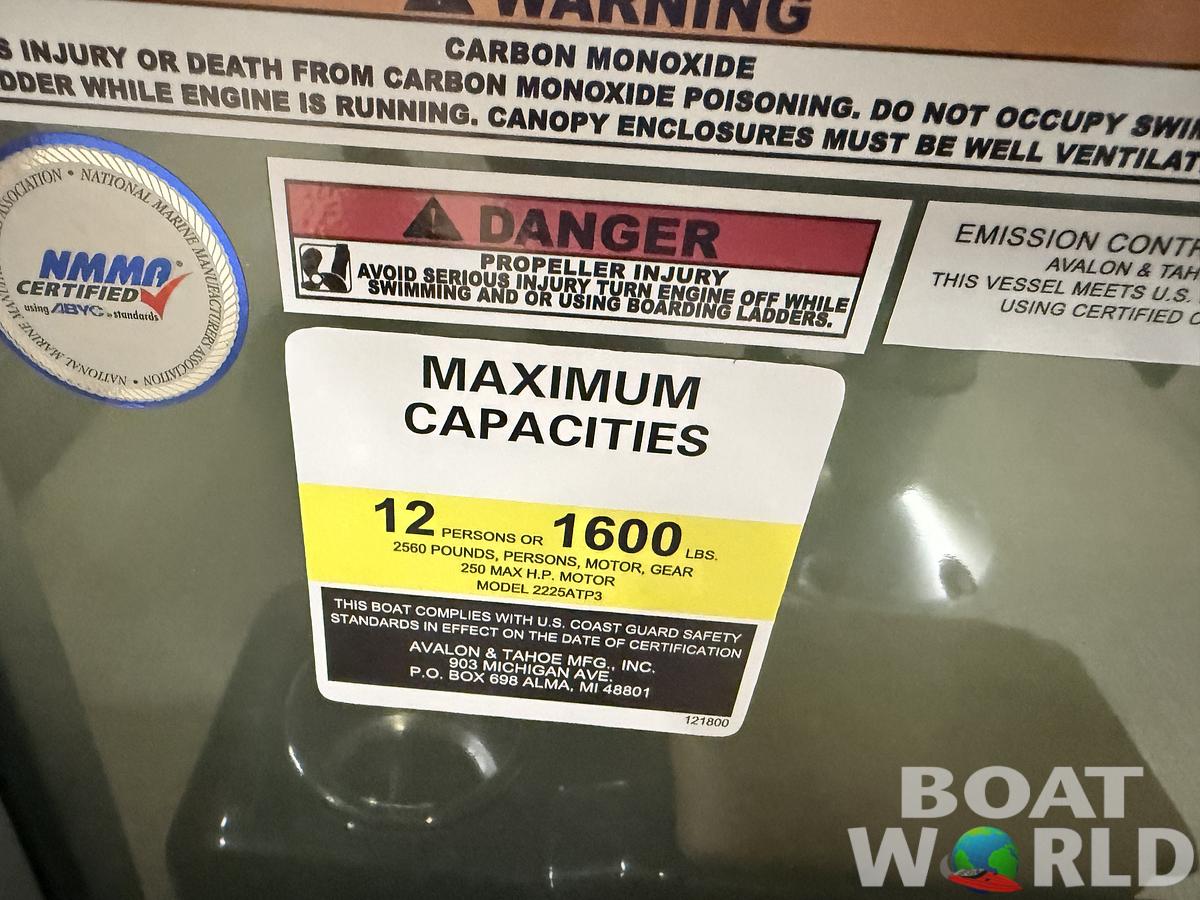 2026 Tahoe Pontoons Sport 2385 Swingback (VRB) & Honda 4-Stroke EFI