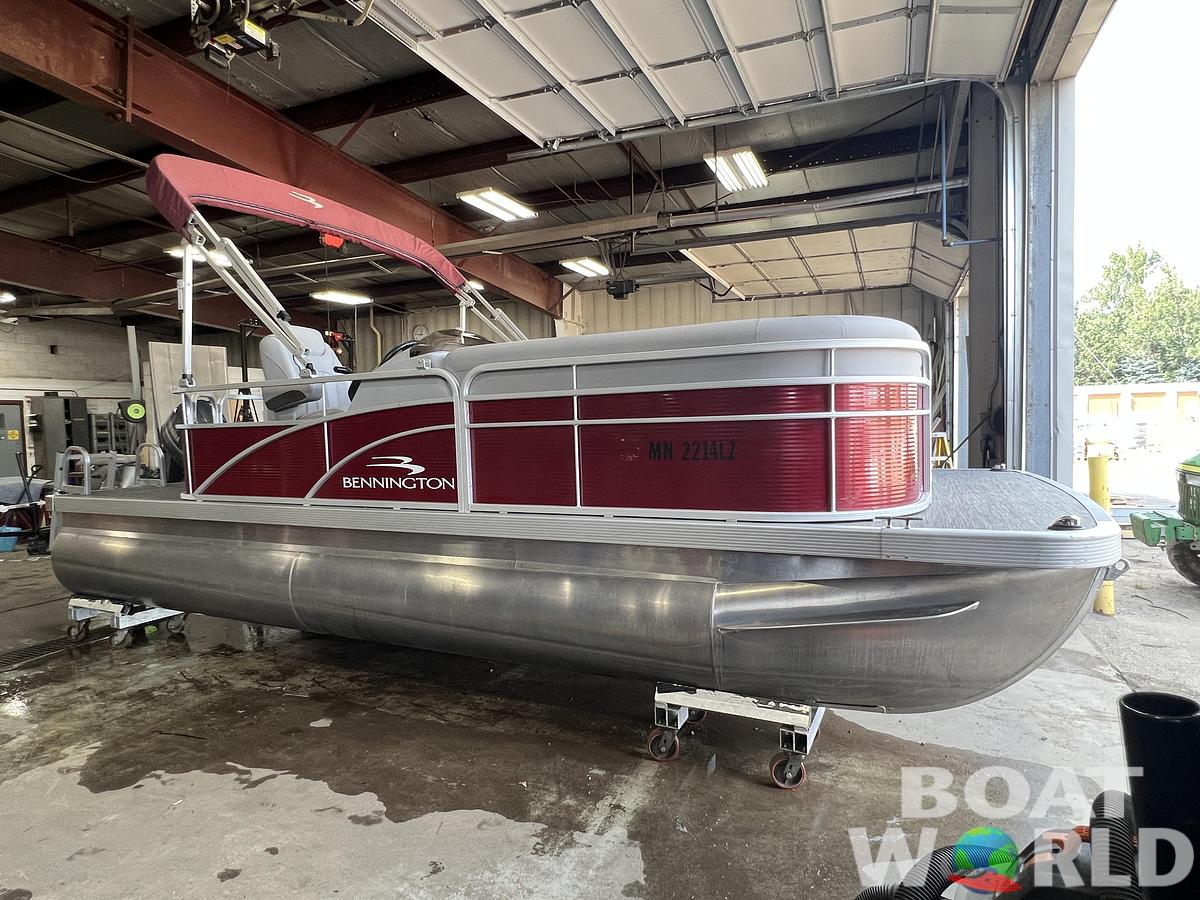 Used 2020 Bennington 20 SLV & 50HP Yamaha 4Stroke -$27,995