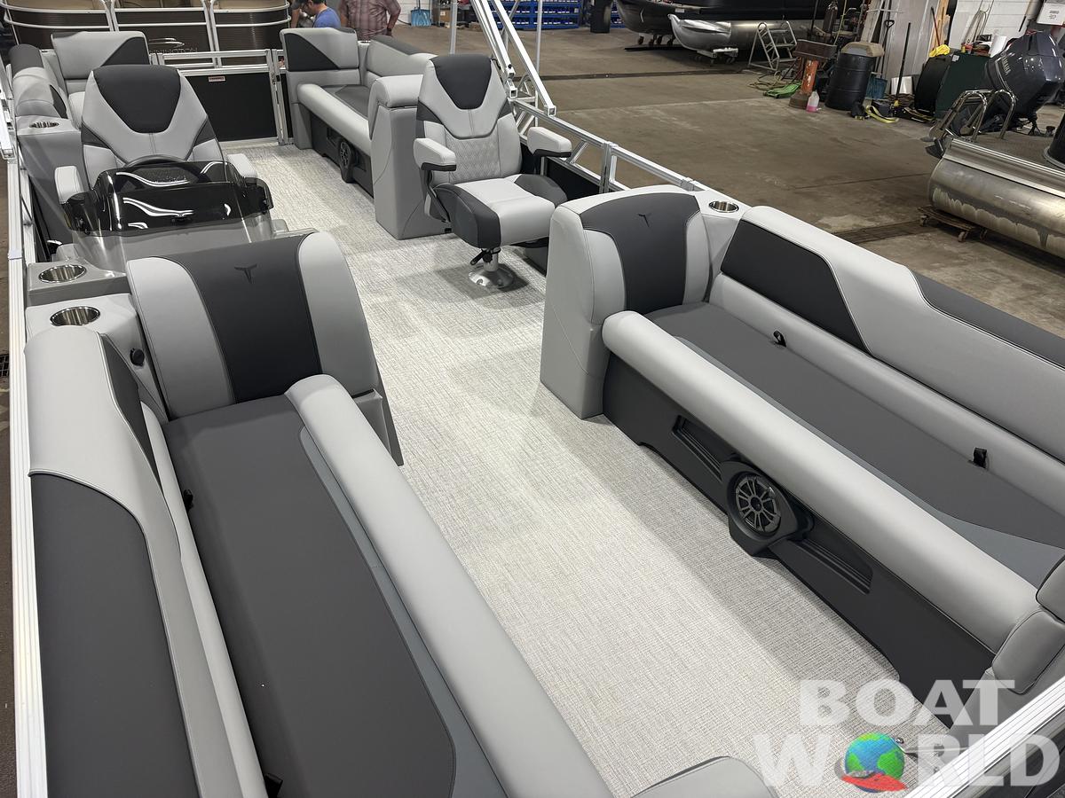 2027 Tahoe Sport 2380 Quad Lounge & 4-Stroke $32995