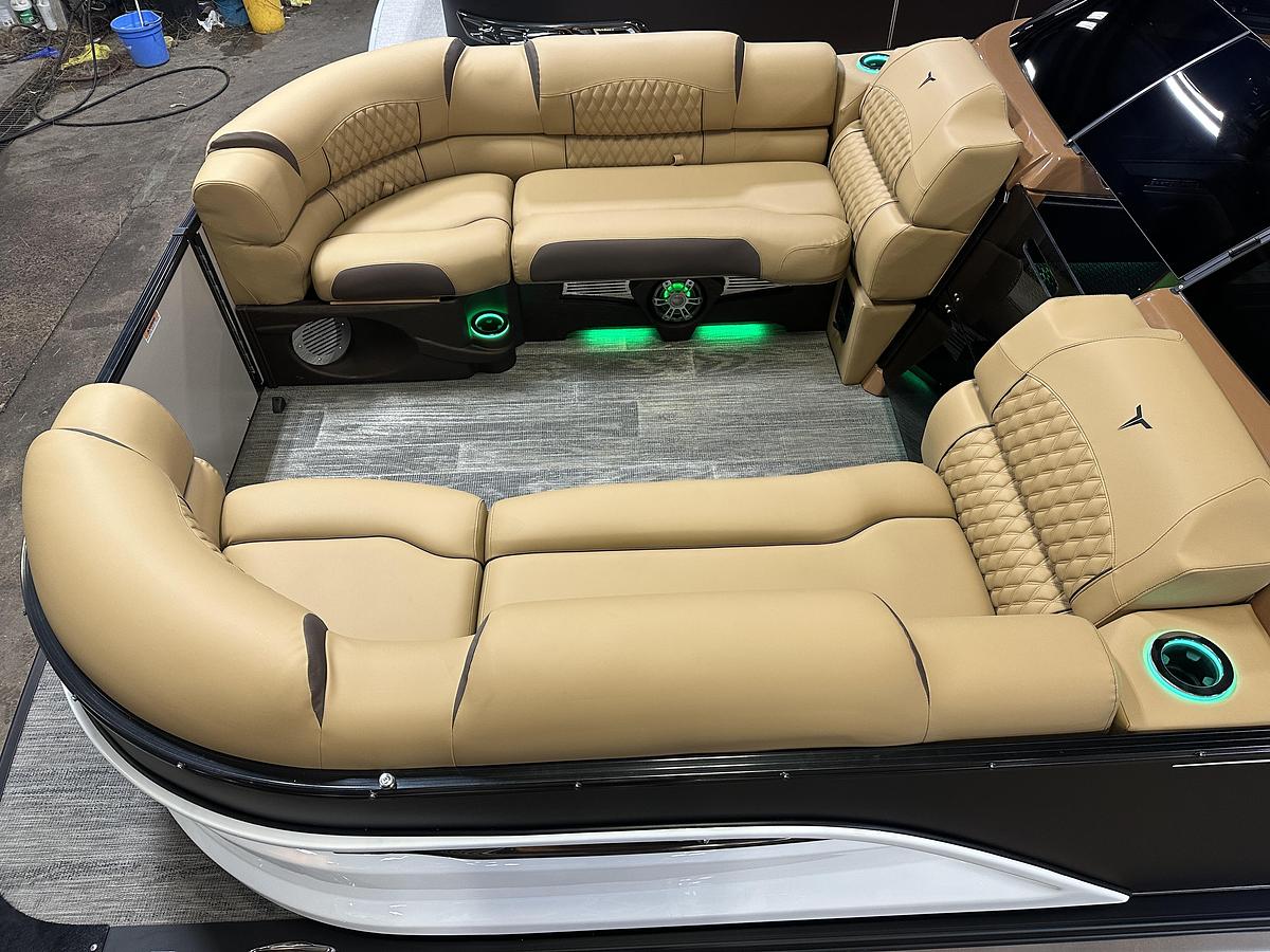 2025 Tahoe Pontoons Grand Tahoe 2585 Quad Lounge Windshield Tritoon & Mercury 400HP V10